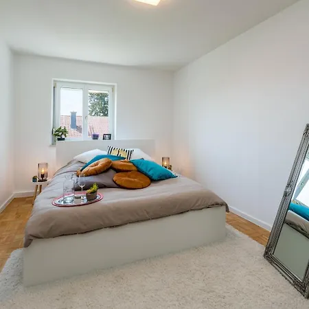 Eg R-wunderschoene Grosse 3-zimmer Naehe Salzburg Apartament Freilassing