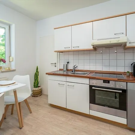 Apartament Eg R-wunderschoene Grosse 3-zimmer Naehe Salzburg *